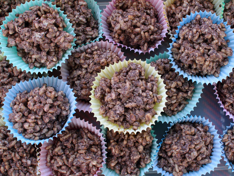 Chocolate Crackles (Australian chocolate rice crispy treats)