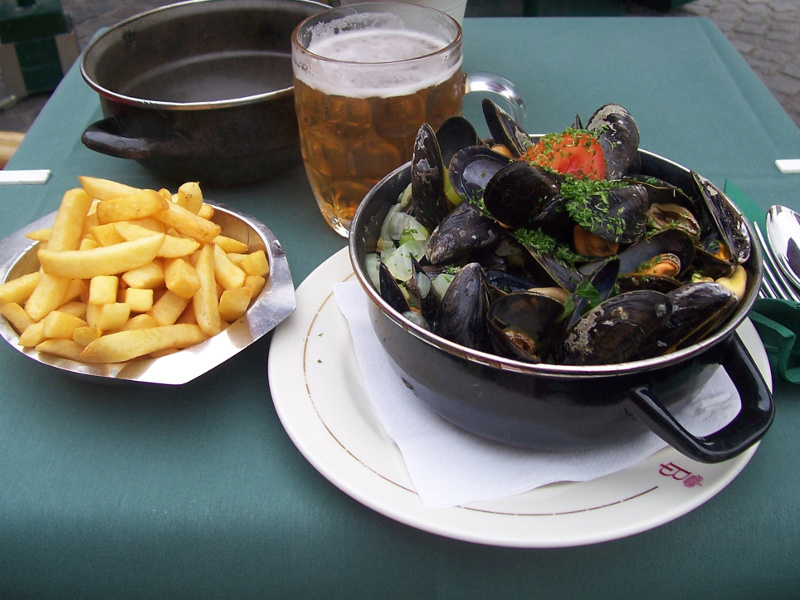 Bowl of moules and frites