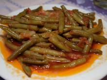 Mediterranean-style green beans and tomatoes