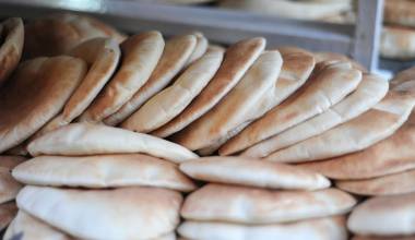 Pita (Mediterranean pocket bread)