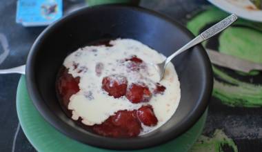 North European berry pudding with cream