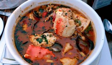 Cioppino (American West Coast fish and seafood stew)