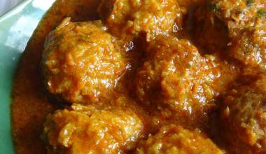 Kofta meatball curry
