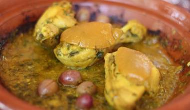 Djej emshmel Morocca chicken tagine with olives and lemons