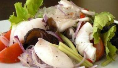 Yum Pla Muk Recipe (Thai spicy squid salad)