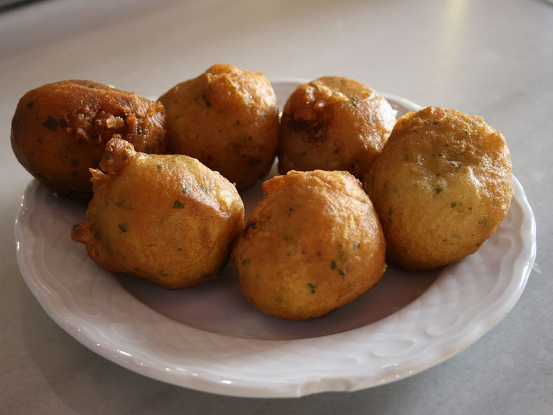 Buñuelos de Queso